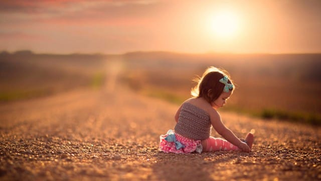 Small and Cute Baby Wallpaper download (23)