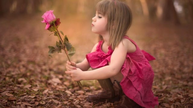 Small and Cute Baby Wallpaper download (32)