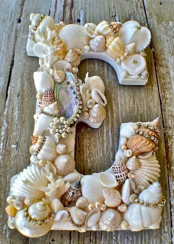 40 Easy DIY Seashell Art and Crafts Ideas - Cartoon District