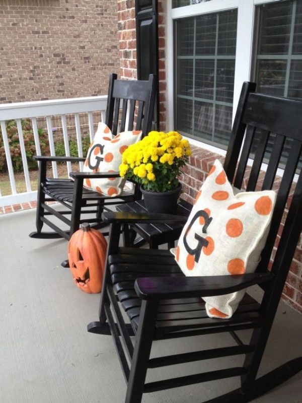 Beautiful-Fall-Porch-Decoration-Ideas-to-Try