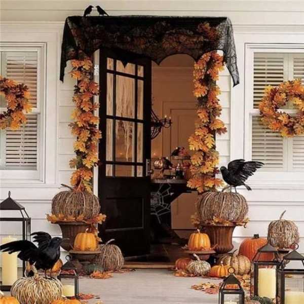 Beautiful-Fall-Porch-Decoration-Ideas-to-Try