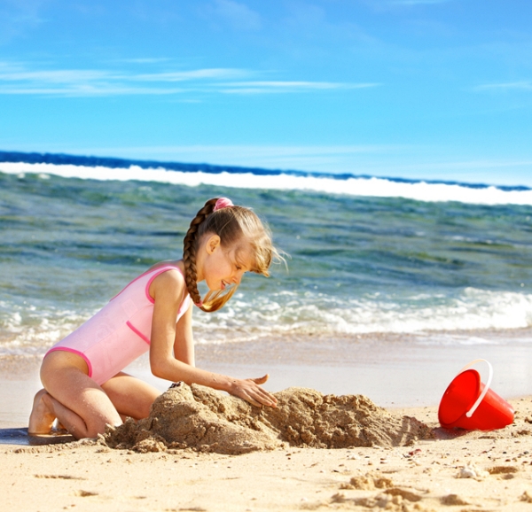 Castle Making | Good And Fun Beach Games For Kids