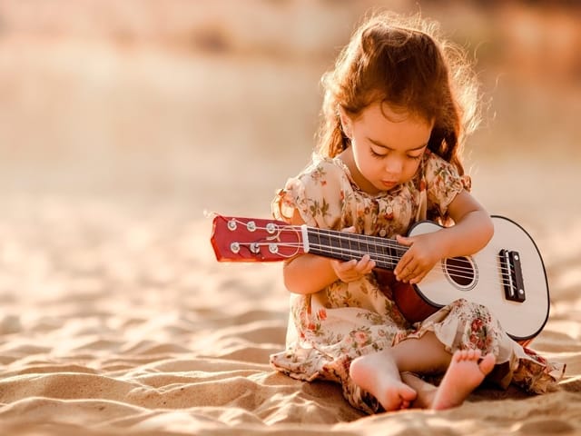 45 Small and Cute Baby Wallpaper download for free