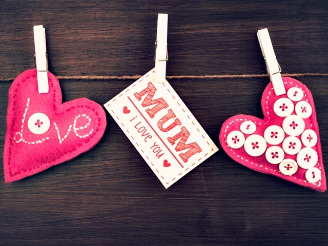 40 DIY Mothers Day Crafts Ideas for Kids