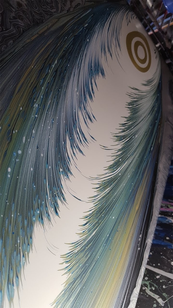 Acrylic-Pour-Techniques-and-ideas-for-Beginners